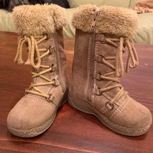 Stevie’s girl’s boots